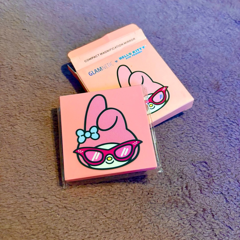 Glamnetic x Hello Kitty Pink Compact Mirror